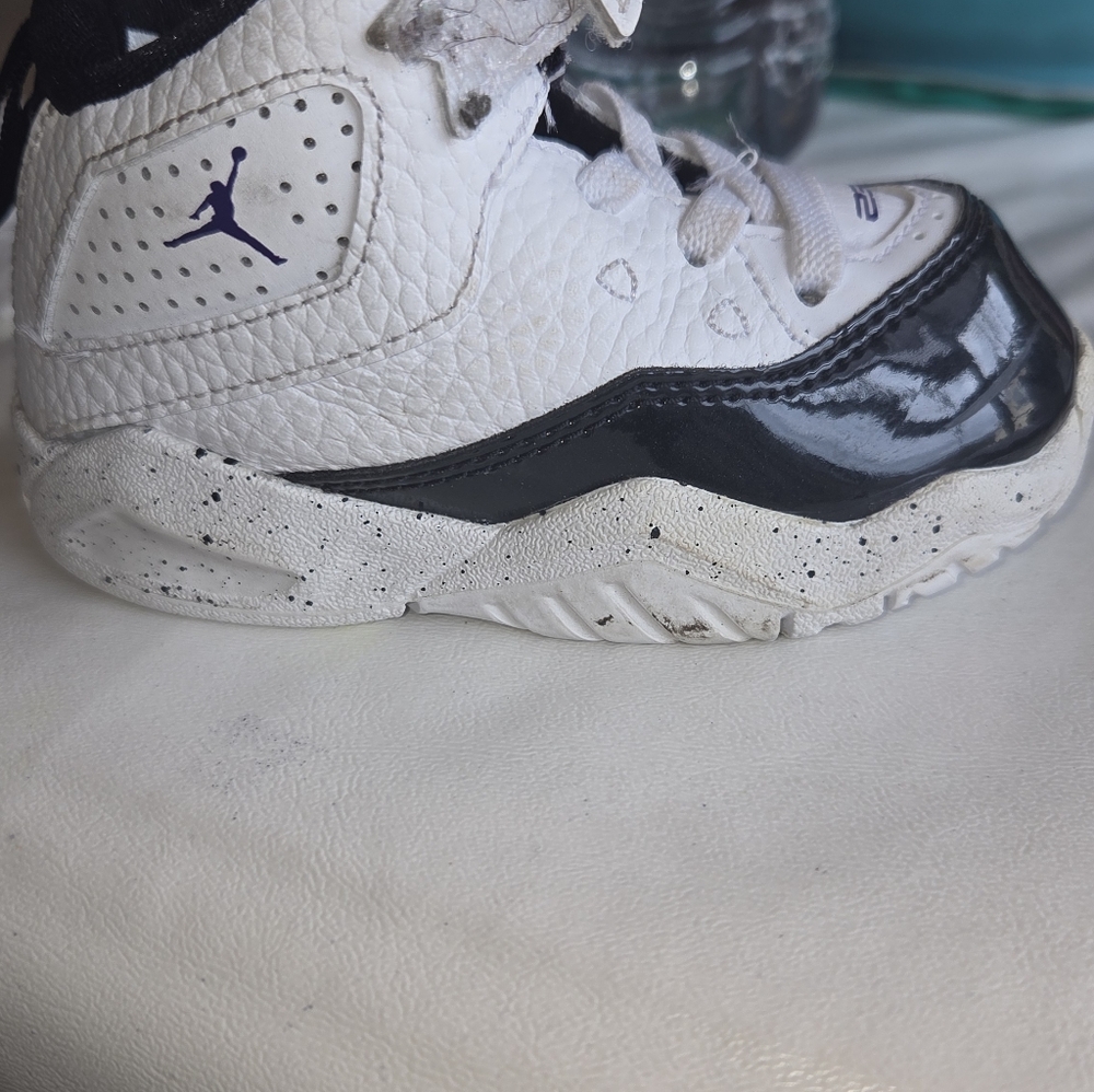 Jordan - Picture 3 of 6